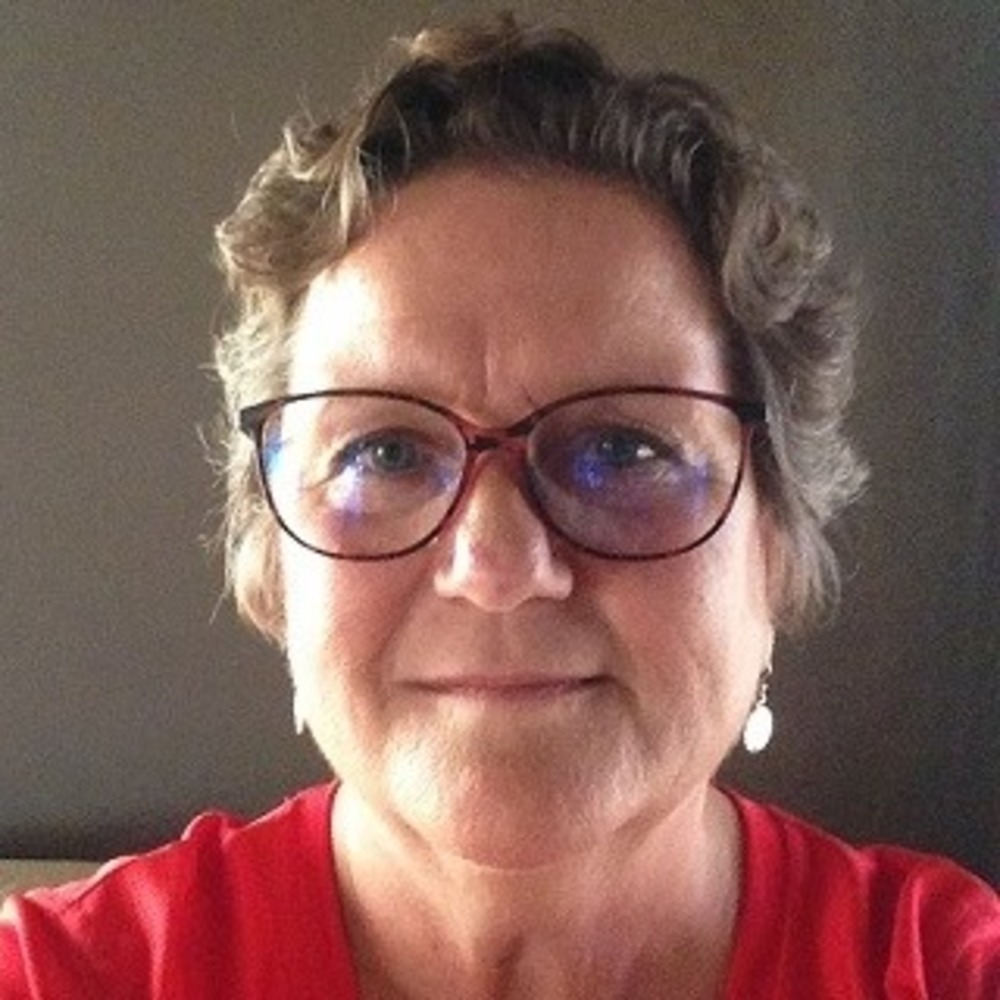 Meet your Posher, Nancy